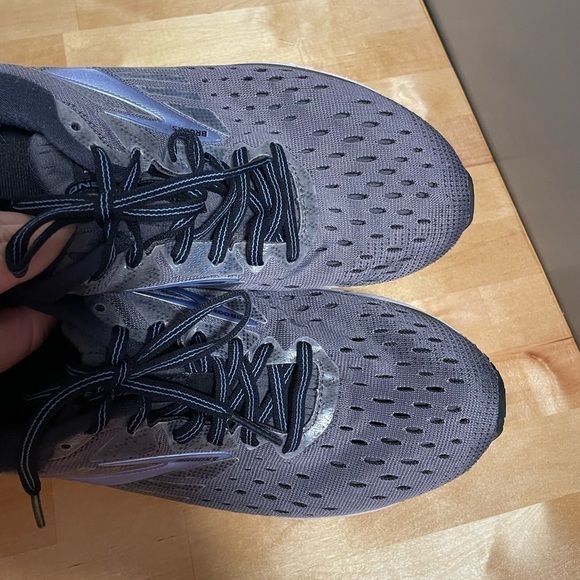 Brooks Transcend 6 Womens Size
10 Shark/Blue Running Shoes - Picture 7 of 7